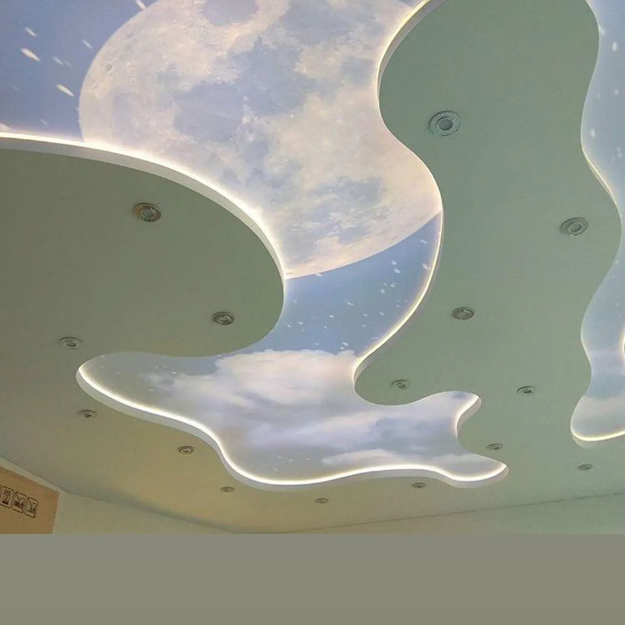 kreative licht spanndecke mit himmel bild  von Defix Decken UG