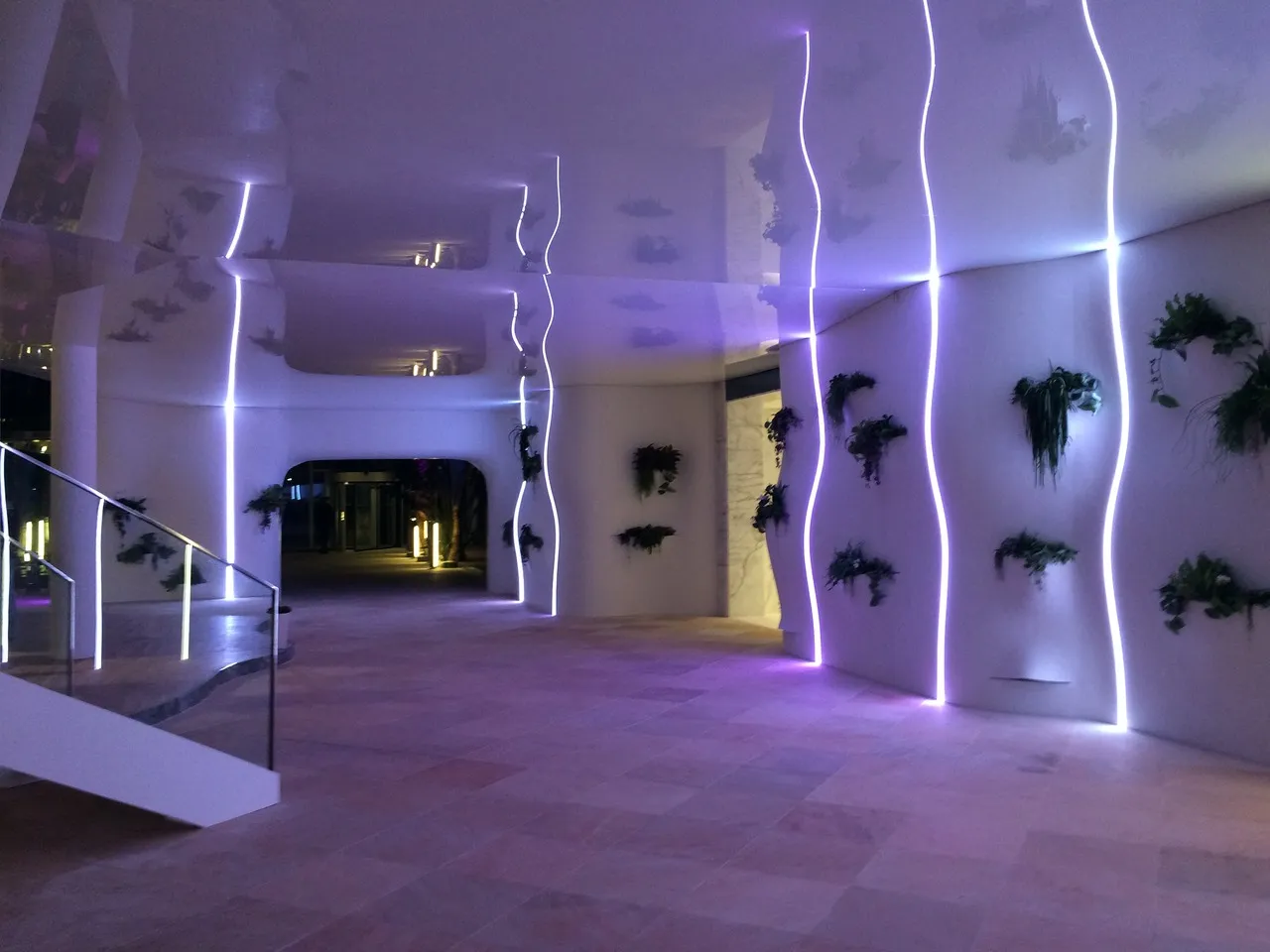 therme bukarest durchgang von Defix Decken UG